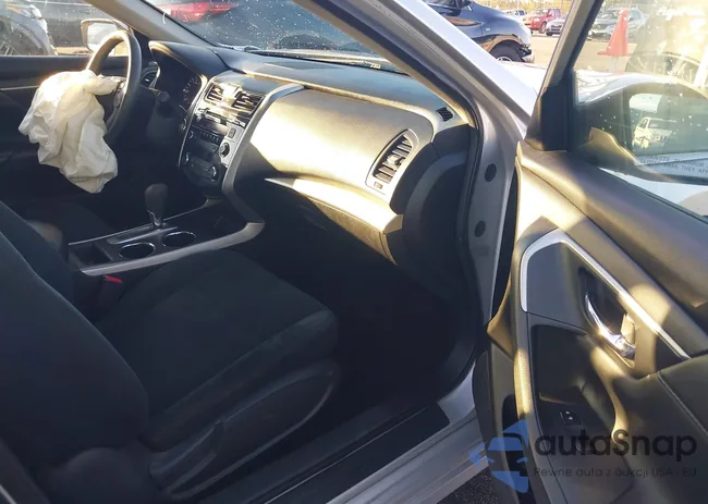 1N4AL3AP3FC473526: 43902078