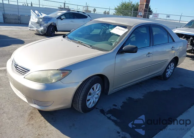 4T1BE32K96U693030: 43902091