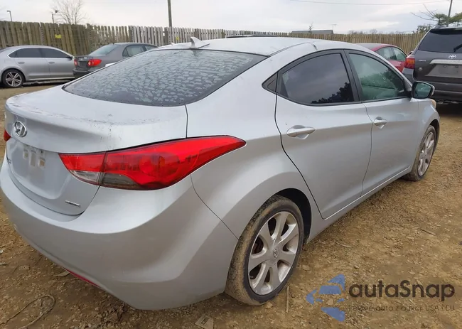 5NPDH4AE3BH017330: 43902238