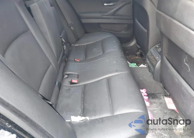 WBAXH5C58CDW11657: 43901471