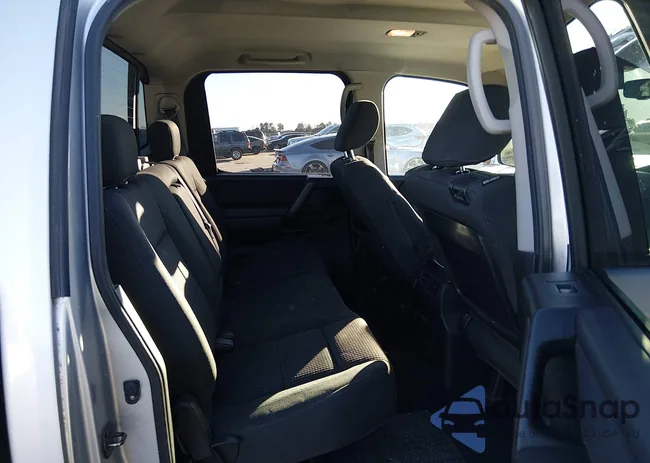 1N6BA0ED3BN310907: 43901505