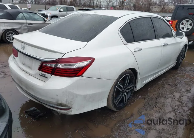 1HGCR3F90HA020749: 43901566