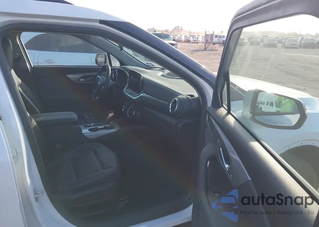 3GNKBDR45RS189371: 43901618