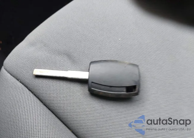 1FMCU9G94FUB64679: 43901732