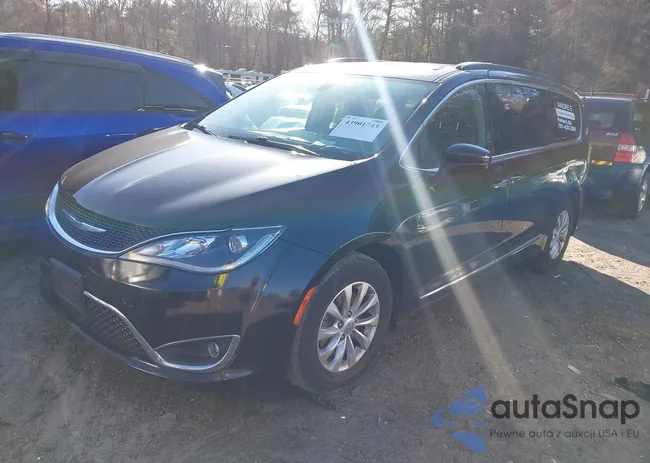 2C4RC1BG7HR712294: 43901743