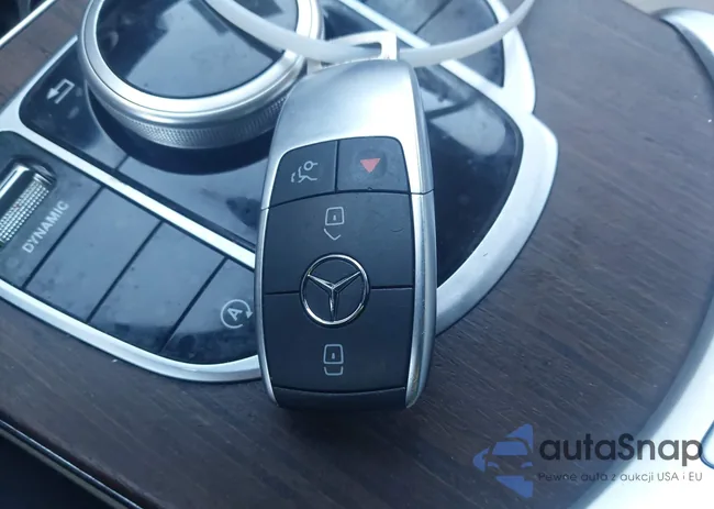 WDDWF8EB5LR545618: 43901763