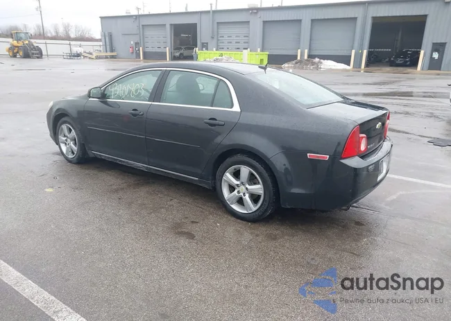 1G1ZD5EB0AF136946: 43901803