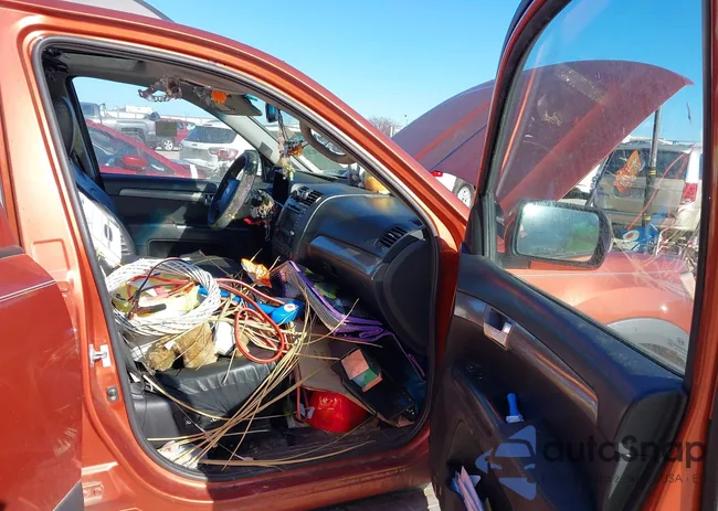 KNDJJ742295021082: 43902839