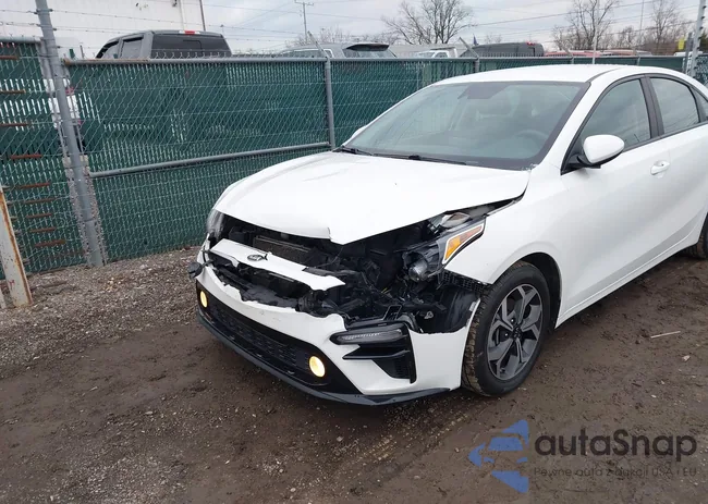 3KPF24AD2ME263102: 43902875