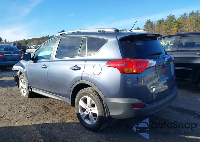 2T3RFREV0EW185412: 43902878