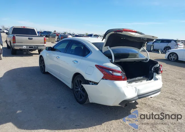 1N4AL3AP1JC278369: 43902904