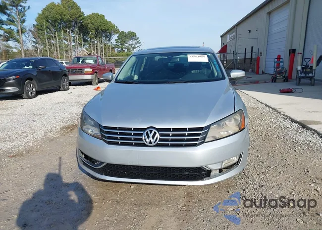 1VWCV7A35FC014271: 43902989