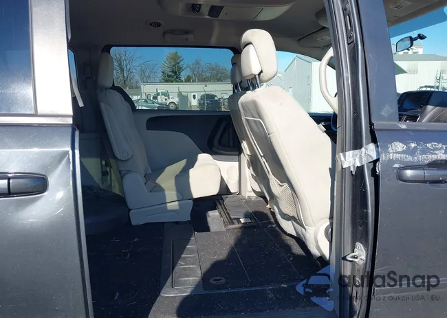 2D4RN3DG5BR742181: 43903072