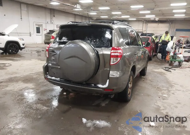 JTMBF33V69D020260: 43903267