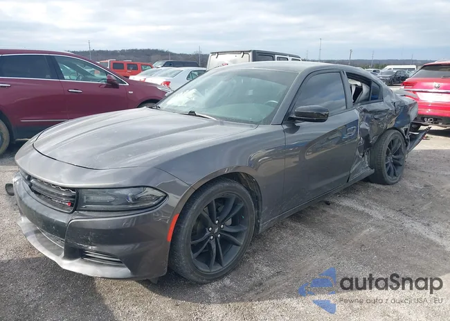 2C3CDXBG6JH210009: 43903296