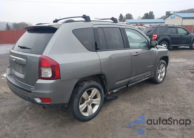 1C4NJDBB5ED536922: 43903299