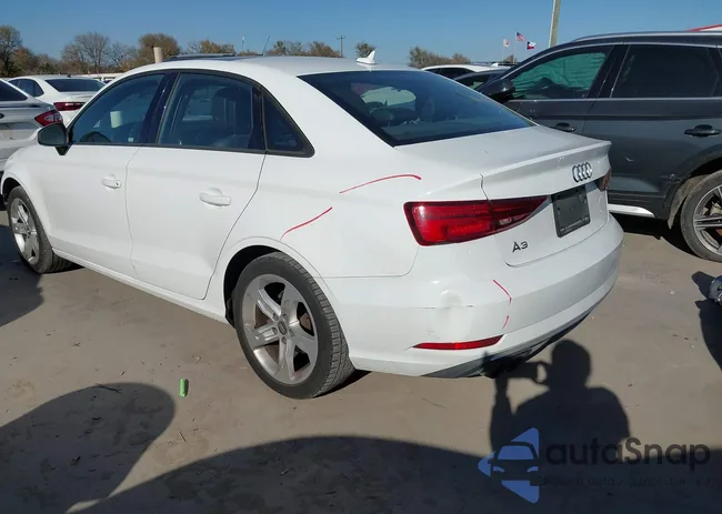 WAUAUGFF7H1056033: 43902458