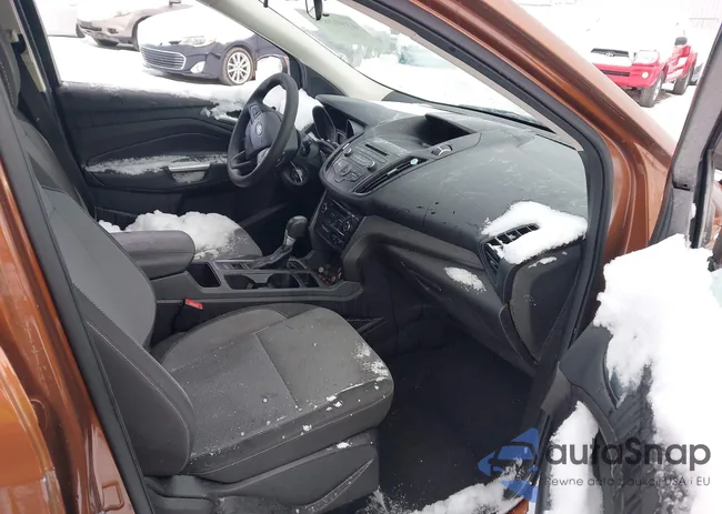 1FMCU9GD4HUD06553: 43902658