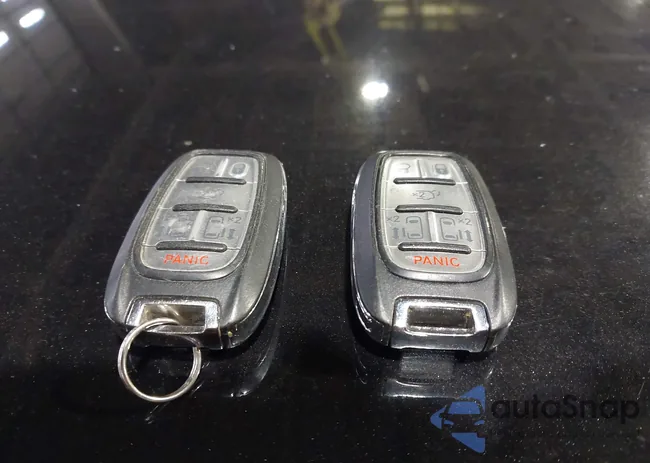 2C4RC1BG7HR844536: 43902674