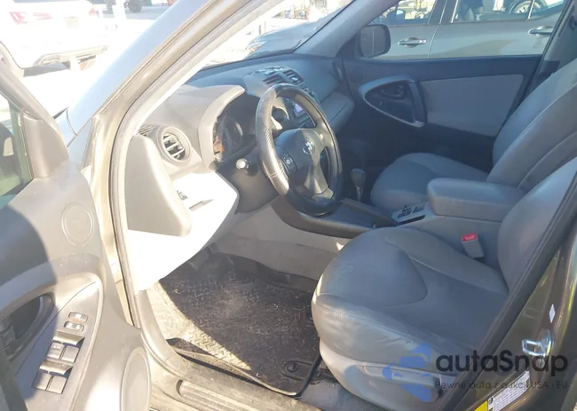 2T3ZF4DV0CW151794: 43902755