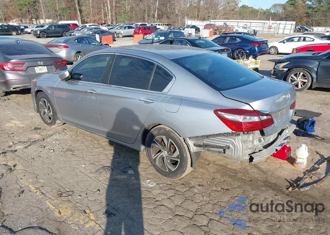 1HGCR2F47GA056371: 43902818