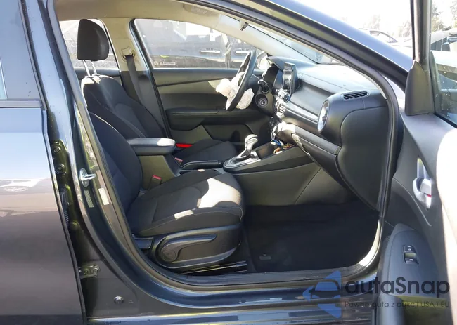 3KPF24AD4LE243853: 43903845