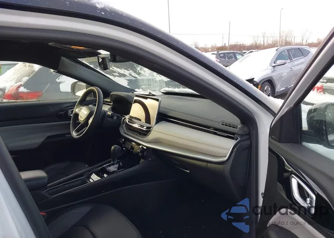 3C4NJDCN6ST586064: 43904049