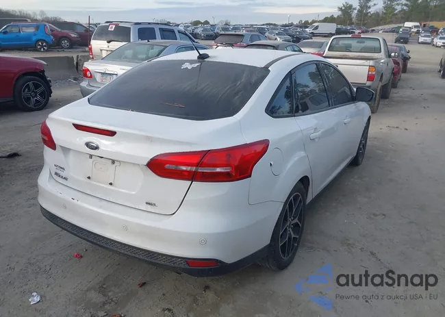 1FADP3H21HL265188: 43904153