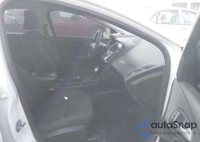 1FADP3H21HL265188: 43904153