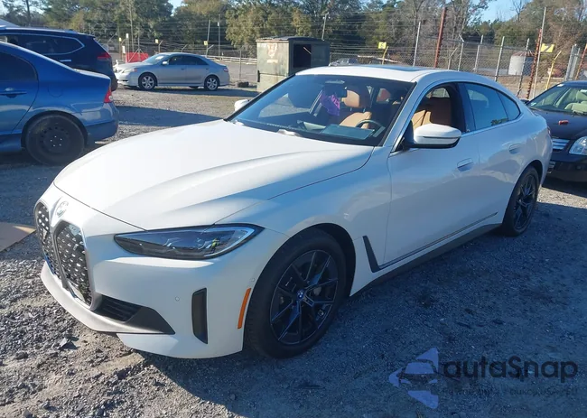 WBY43AW00RFS65161: 43904309