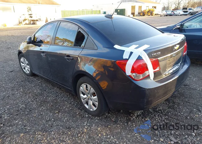 1G1PA5SG8F7165581: 43904369