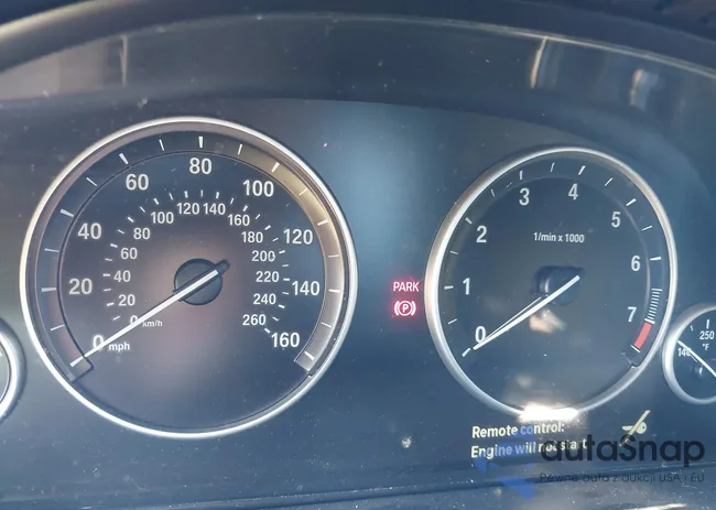 5UXKR2C51J0Z21032: 43904432