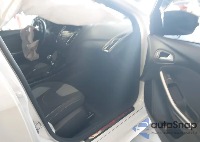 1FADP3L96HL294416: 43903473