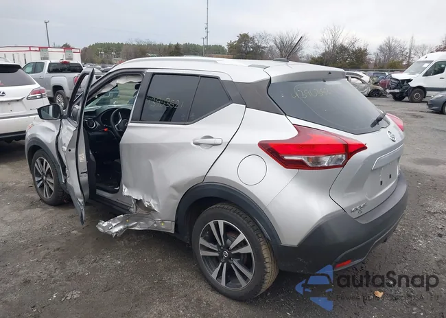 3N1CP5CU6KL552759: 43903521