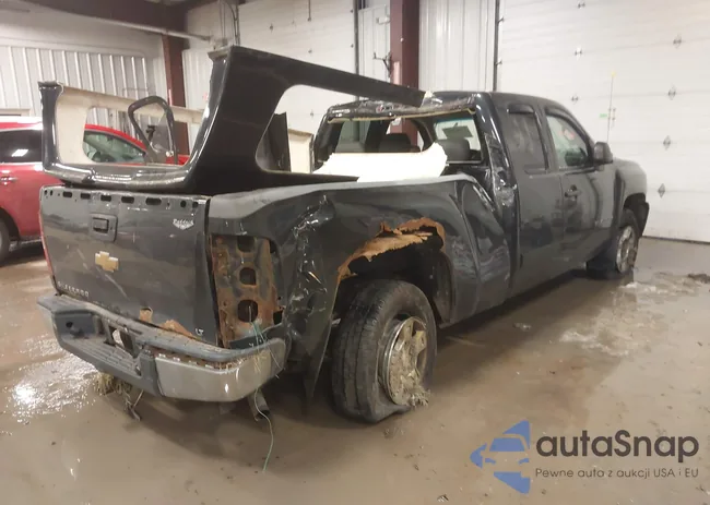 1GCEC29J69Z104599: 43903646