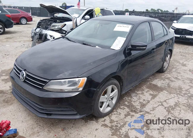 3VWLA7AJ2FM299374: 45079331