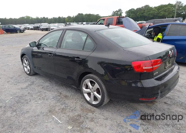 3VW2K7AJ3FM418672: 45082271