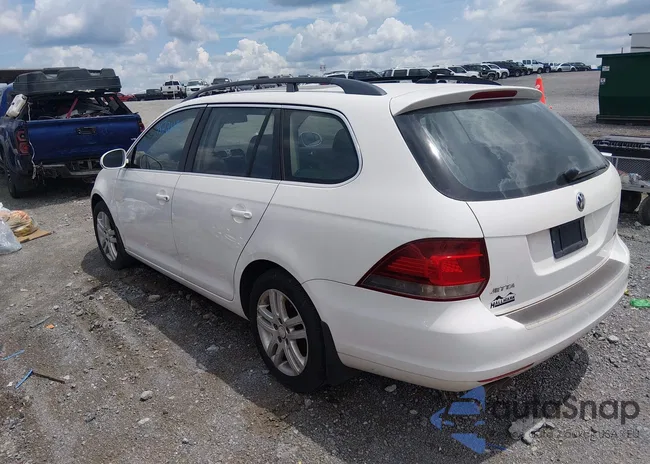3VWTL7AJ1AM697713: 45221195
