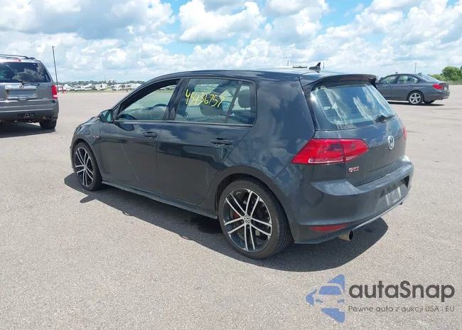 3VW547AU0HM009114: 45436757