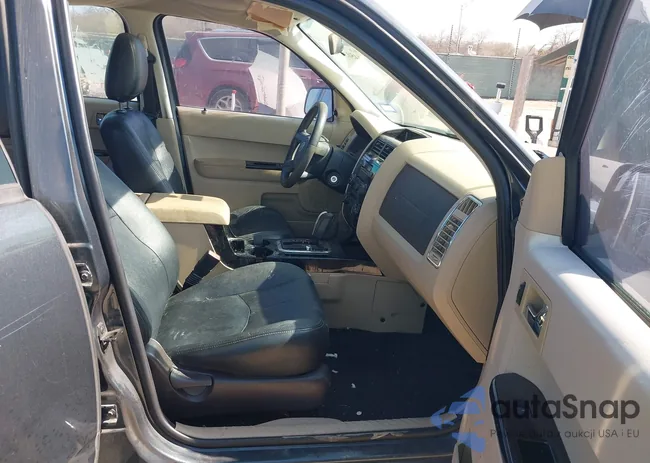 4F2CZ02Z98KM08673: 44503830