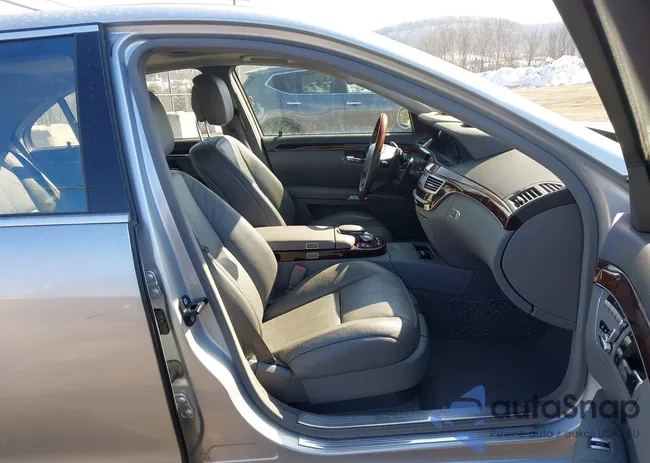 WDDNG86X07A129662: 44503945