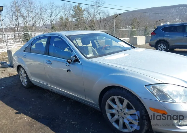 WDDNG86X07A129662: 44503945