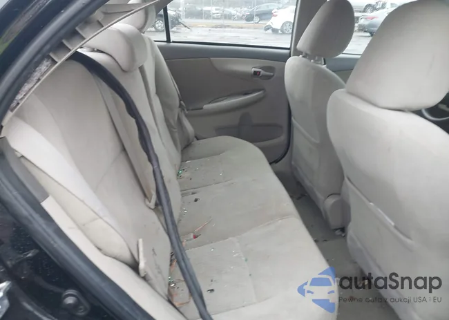 2T1BU4EE0AC259068: 44504000