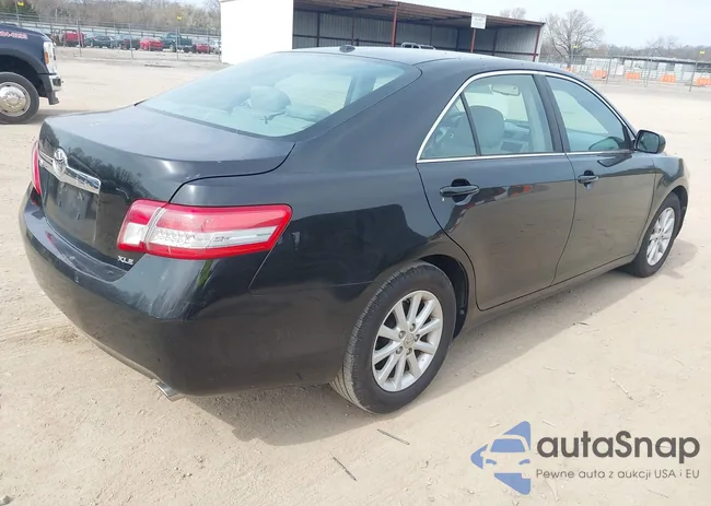 4T4BF3EK8BR143715: 44504026