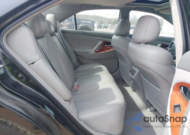 4T4BF3EK8BR143715: 44504026