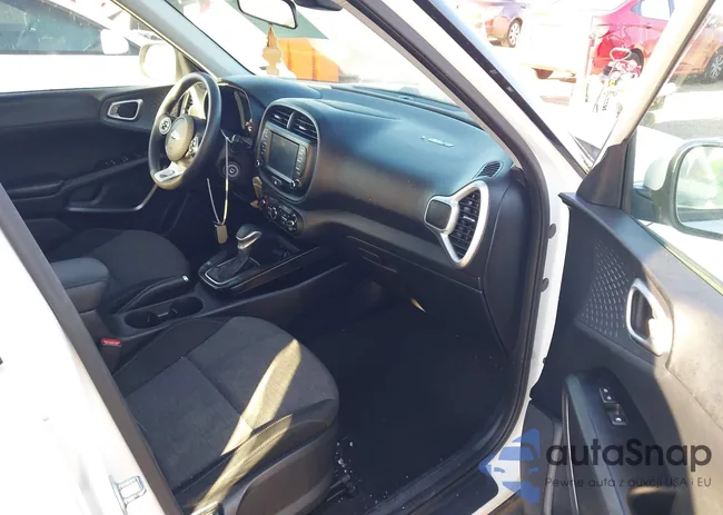 KNDJ23AU7M7751501: 44504033