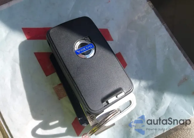 YV4612RK9F2738168: 44504071