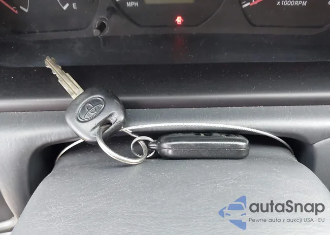 2T1CF22P7YC358621: 44504228