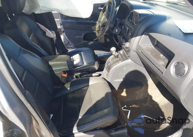 1C4NJRFB0FD270380: 44503385