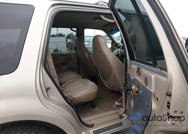 1FMEU18W8VLC02224: 44503595